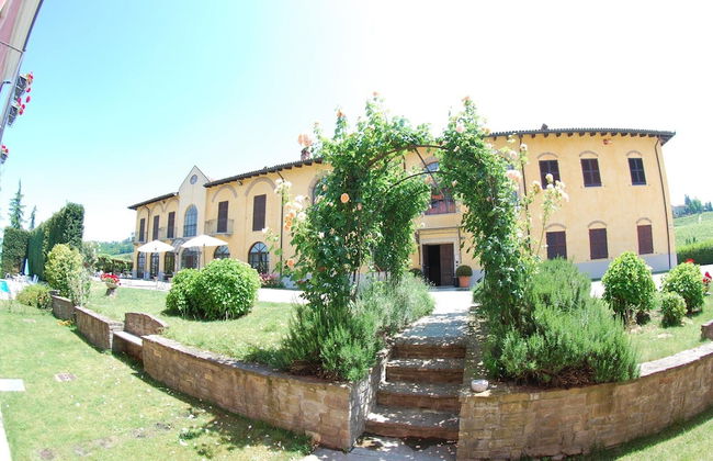 Mansion in Nizza Monferrato With Pool & Views - Foto 2