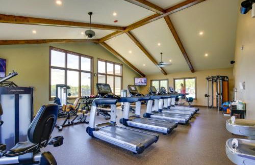 Hot Tub and Barrel Sauna! Lakefront Innsbrook Chalet - Foto 41