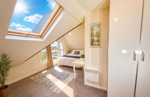 North London A spacious 7 bedroom house accommodating up to 18 people complete with own gym and table tennis - Foto 4