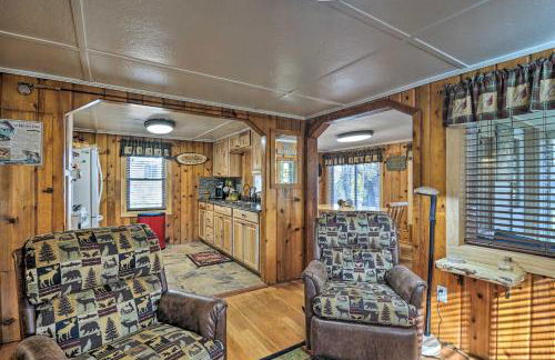 Riverfront Grayling Retreat with Fire Pit and Dock! - Foto 6