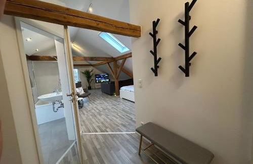 Perfekt für 2-4! Küche Garage S-Bahnhof Flughafen - Foto 12