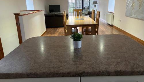 Berryhill West Steading - Peterhead - 3 bedroom 2 bathroom self-catering - Sleeps 5 - Private off-road parking - Yard & Shed - Suit Contractors - Newly Refurbished - Underfloor Heating - Drying Room - Golf Driving Range - Cafe - Extensive Footpaths - Foto 2