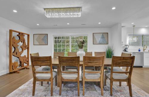 Luxury 7BR Buckhead Oasis w Pool Gameroom Firepit - Foto 97