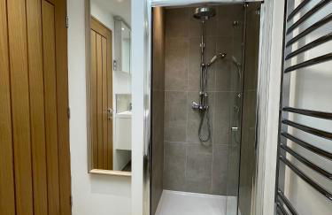 Whitley Old Garage - Photo 39