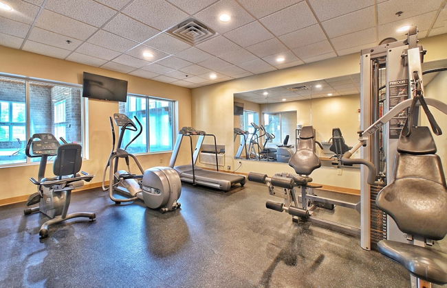 Four Seasons Island Resort - Photo 66