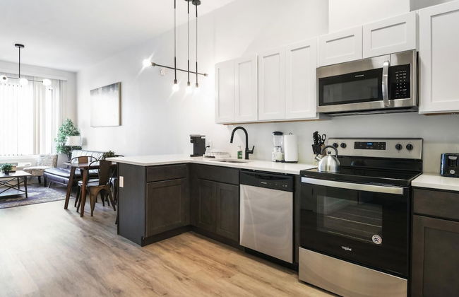 Luxury 1BR 30 Mins to Manhattan Evonify - Photo 13