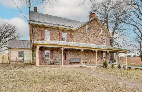 Rural and Historic Detour Escape with Horses On-Site! - Foto 33