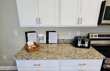 Oceanside Haven Entire home across Daytona Beach sleeps 8 4 beds 2 and a half bath - Foto 5