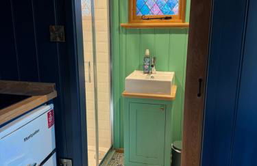 Shepherds Hut on tranquil Powis House Estate - Foto 7