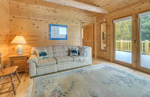 On-Site Trails and Private Beach! Lake Huron Retreat - Foto 20