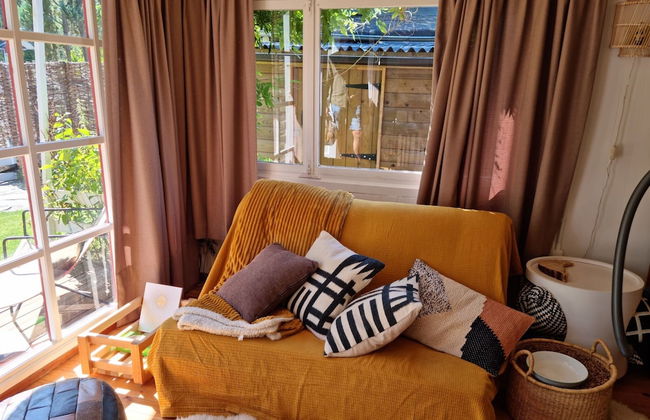 Tranquil Chalet in Geel With Garden - Photo 6