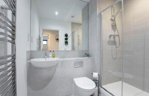 Elliot Oliver - Stylish 2 Bedroom Apartment With Parking In The Docks - Foto 9