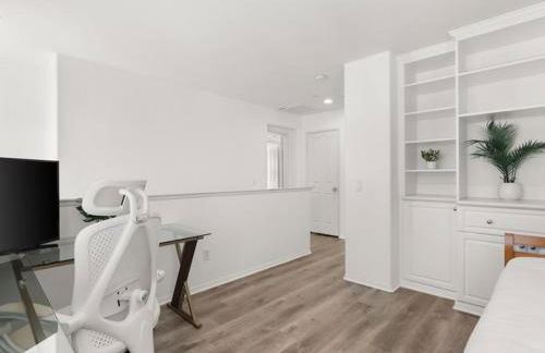 Irvine Inn Love - Lovely Furnished 3-bed Home in Woodbury - Foto 16