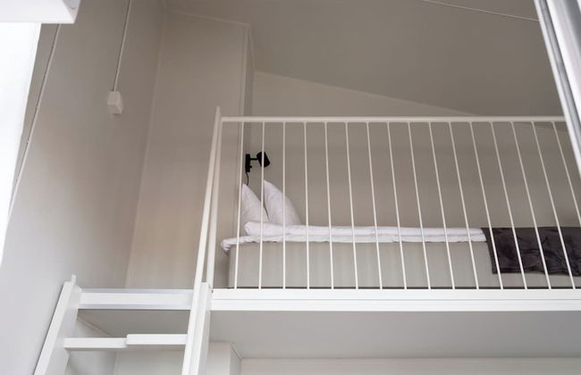 Waterfront Cabins - Photo 25