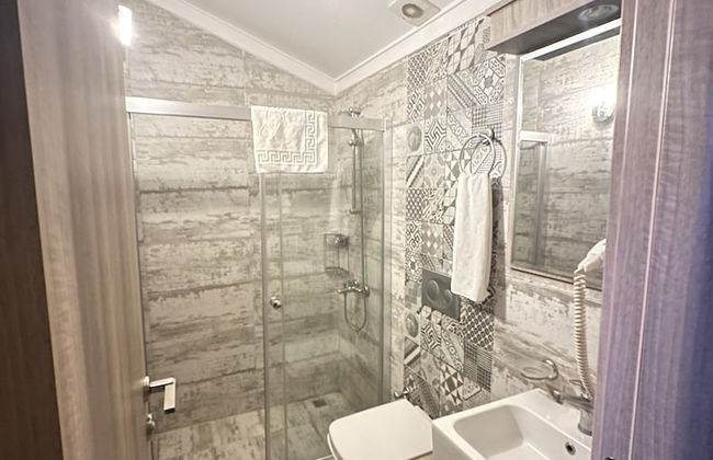 Street61 Studios - Photo 46