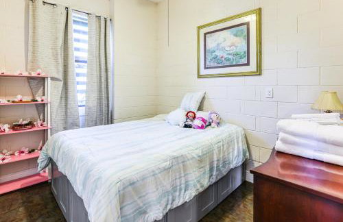 Canal-Front Retreat with Hot Tub and Dock in Tavares - Photo 12