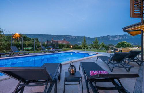 Activity and familiy Villa Milena with heated pool - Foto 3