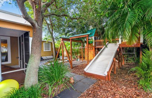 2 Homes • Hot Tubs x2 • Heated Pool • Fire Pit - Foto 28