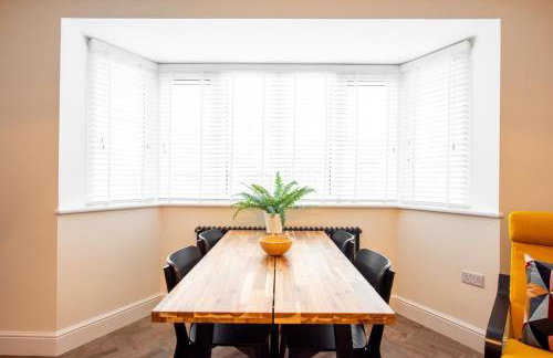 6 The Royal Serviced Apartments, Harwich - Fast WiFi, Private Parking - Foto 9