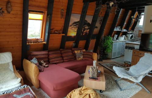 Ferienhaus zum Wohlfühlen in der Eifel, Poolnutzung, Tennis, Minigolf, Seenähe - Photo 1