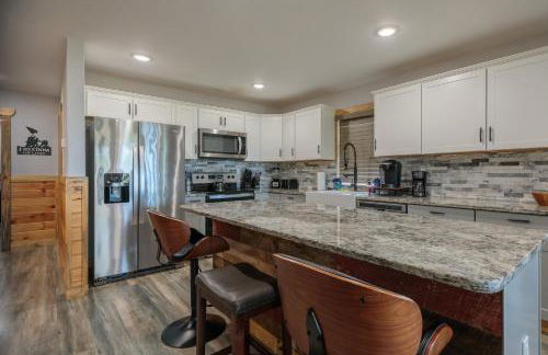 Hot Tub and Mini Golf Mtn-View Haven in Kodak! - Foto 9