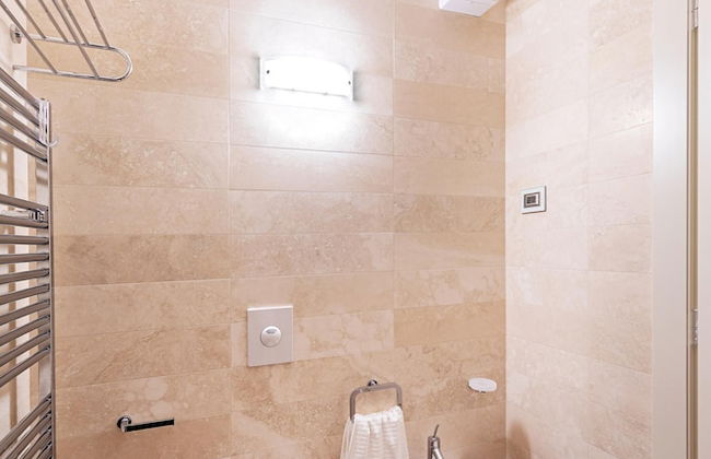 Luxury Lake Front Catullo A2 by Wonderful Italy - Foto 4