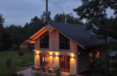 wunderschönes Blockhaus direkt am See für 10 PAX - Foto 1