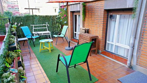 Apart 2 terrazas para 4 personas Bilbao centro - Foto 1