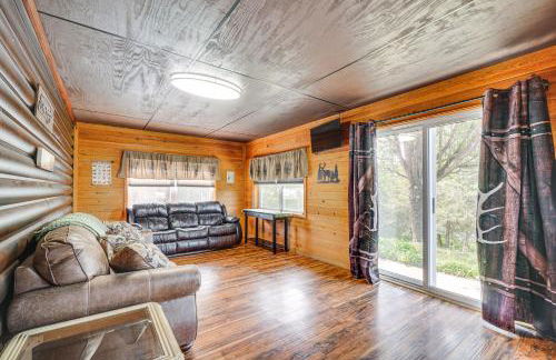 Boat Dock Pet-Friendly Douglas Lake Getaway! - Foto 11