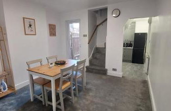 Contractor Friendly - Long Stay Discount - Foto 10