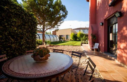 La Ren Lecrés casa piscina jardin y barbacoa - Photo 13