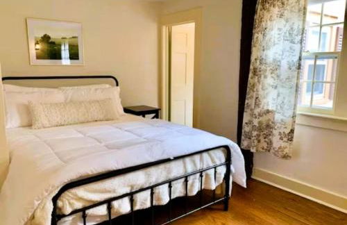 INCREDIBLE Northern Westchester Historic Hideaway - Foto 26