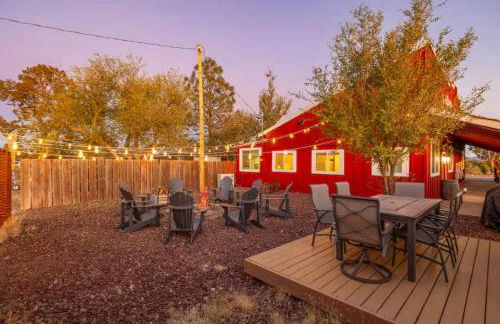 25 Min to Grand Canyon Shuffleboard Fire Pit - Foto 3