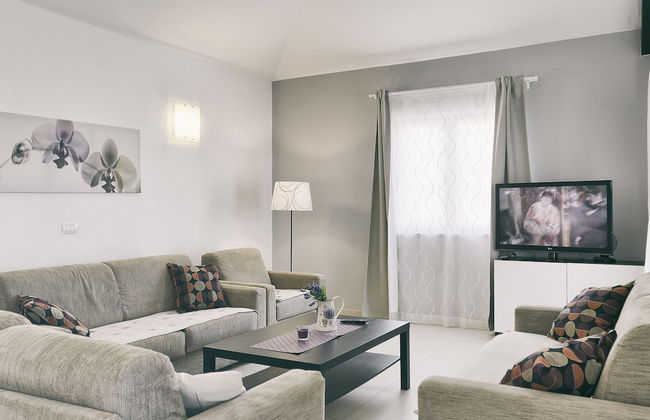 Luxurious Villa with Sauna & Hot Tub in Žminj - Foto 11