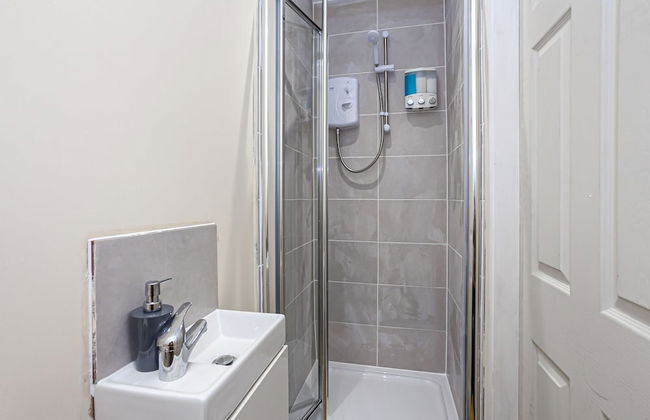 Captivating 5-bed House in Horwich Bolton - Foto 22