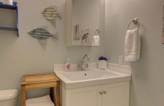 Ocean Front! Walk to Beach, Fenced Yard, Vacation Beach House - Foto 28