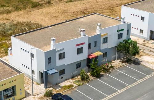 Green Breeze Escape by Lisbeyond - Photo 32