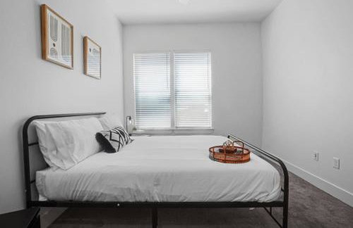 Luxurious New Unit 1Bd1Ba Pool Golf Sim - Foto 11