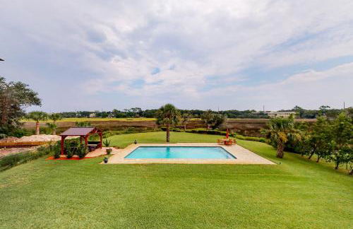 Fantastic getaway with private pool, deck, game room, AC & fast WiFi - Foto 42