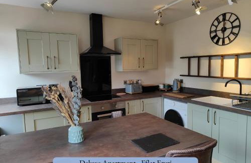 Llew Accommodation - The Townhouse - Photo 36