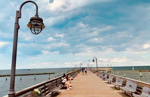 Walk to the Beach! Beach Passes | Games I King Bed - Foto 16