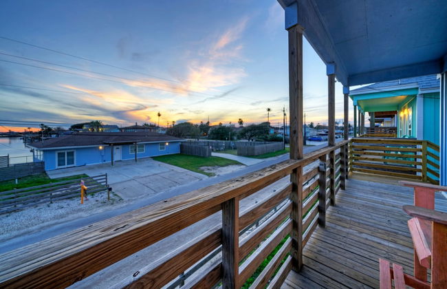 Oscar s Lodge by Avantstay Dock Pool Access - Foto 27