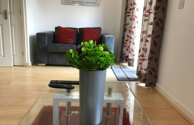 Stayzo - Cole Green Lane - Ideal for Your Next Staycation or Workcation Whole House With Wi-fi - Foto 14