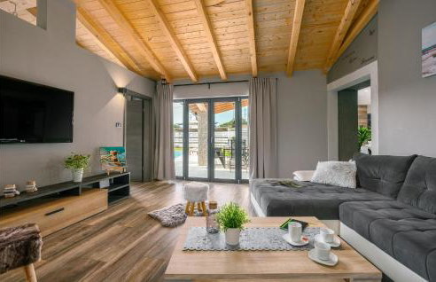 Gorgeous Home In Barban With Sauna - Photo 5