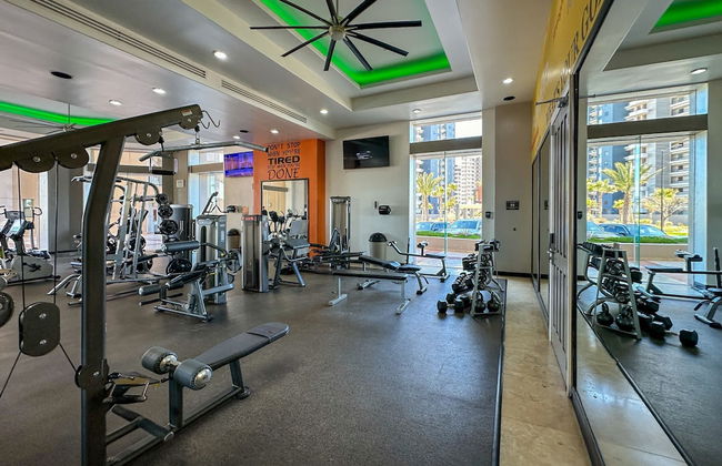 Beach Bliss Retreat 2BR Beachfront Condo - Foto 42