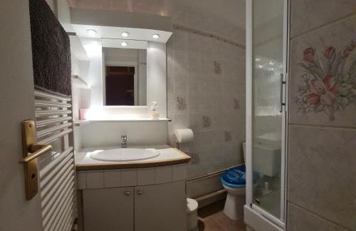 Appt pied pistes et centre station Superdévoluy chez Locasoleil - Foto 16