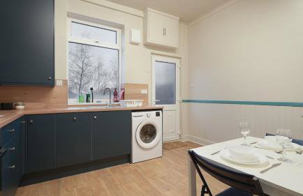 Treeton - Brand New 3 Bed House, FREE Parking & Great for Groups - Hosted by Stay Host Save - Photo 28