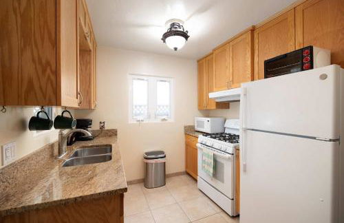 Steps to Ocean Sunset Views Beach Access & San Diego Charm - Photo 18