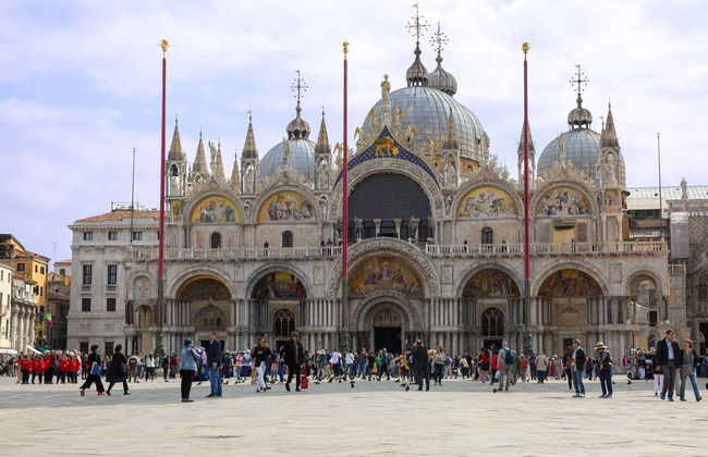 Alquiler de barco con patrón en Venecia - Foto 6