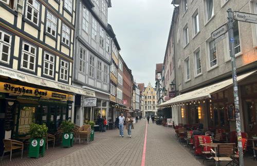 EICH-Penthouse, zentral am Stadtwald mit Ausblick über die Stadt, 24h self check-in, Netflix, DisneyPlus - Foto 46